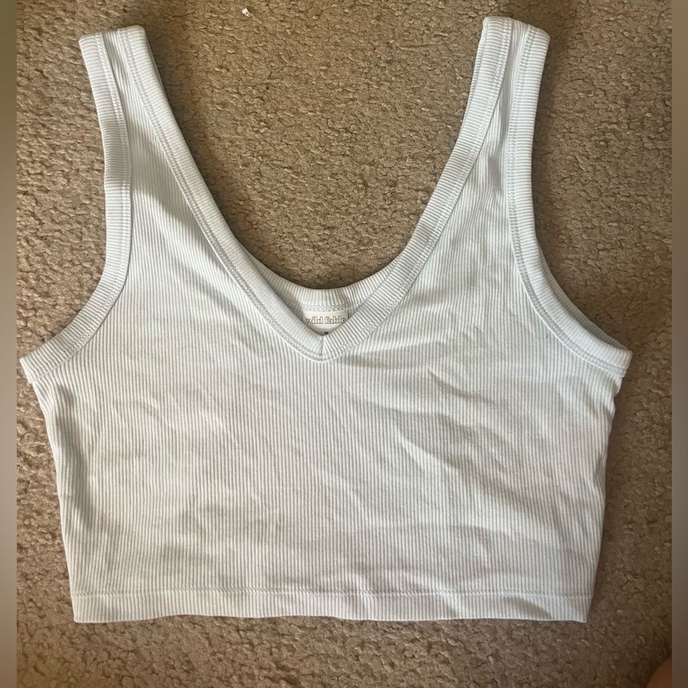 Cropped light blue tank top